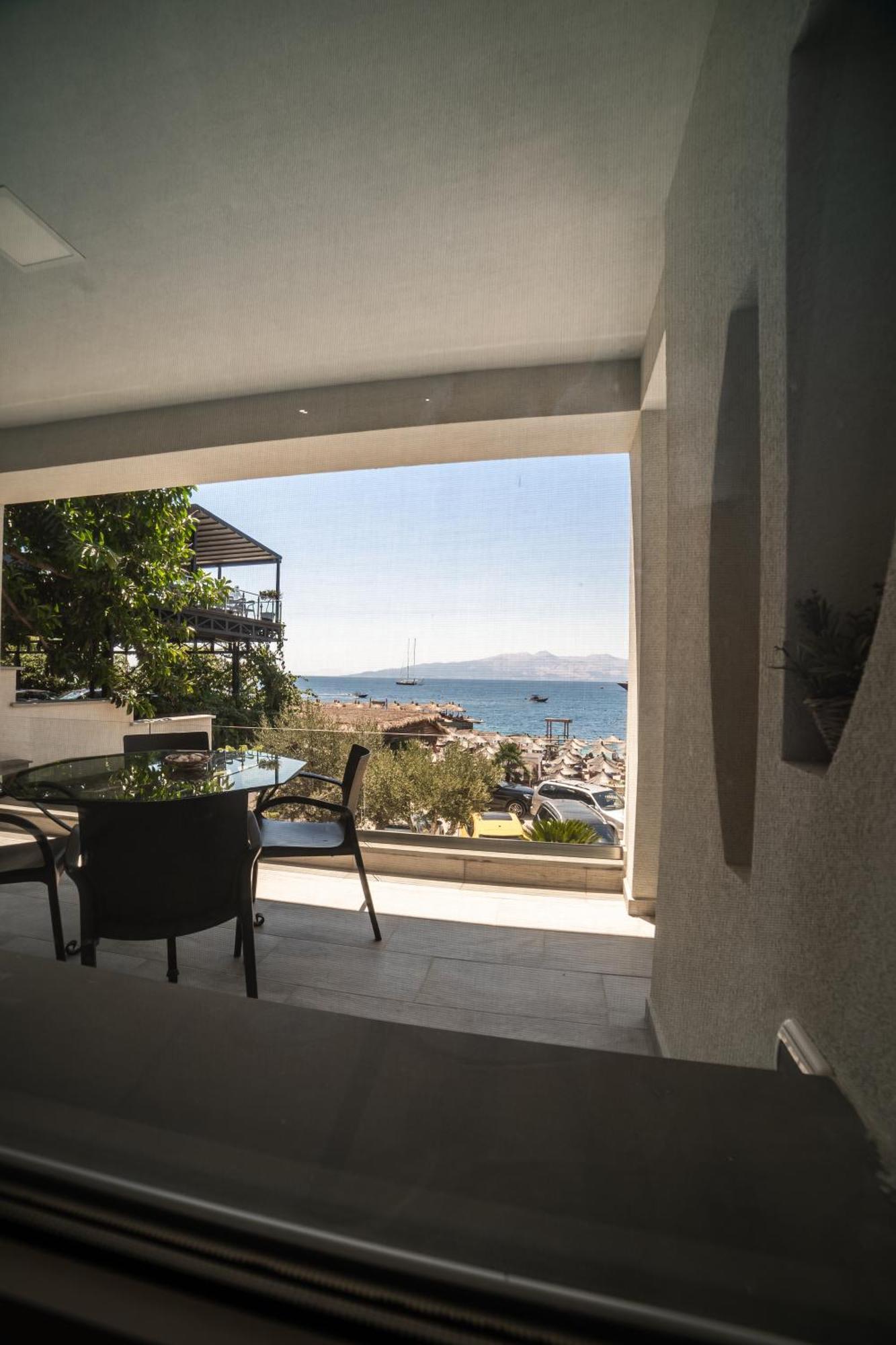 Epirus Hotel Sarandë Exterior foto
