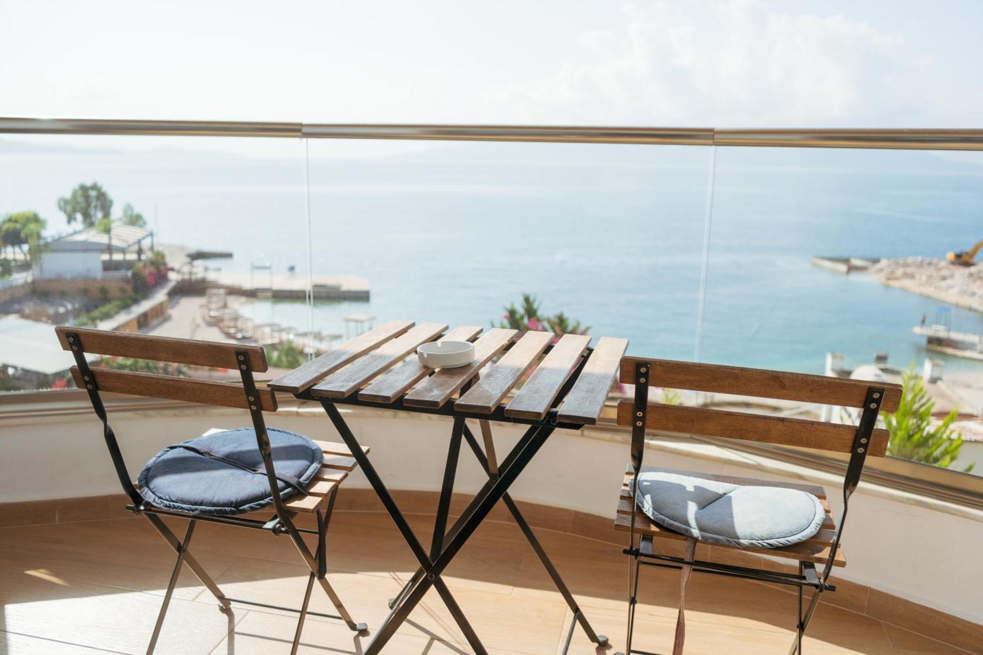 Epirus Hotel Sarandë Exterior foto
