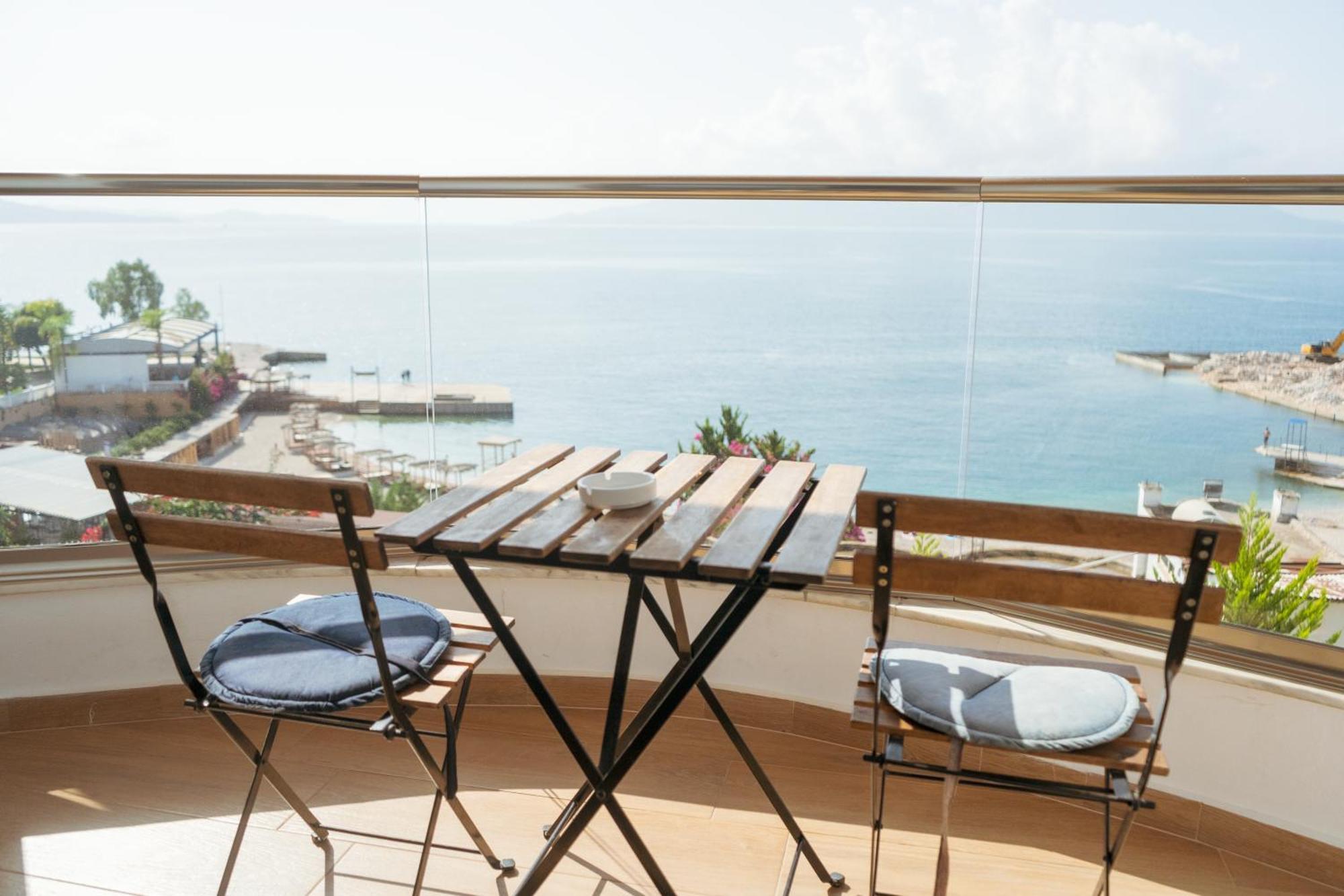 Epirus Hotel Sarandë Exterior foto